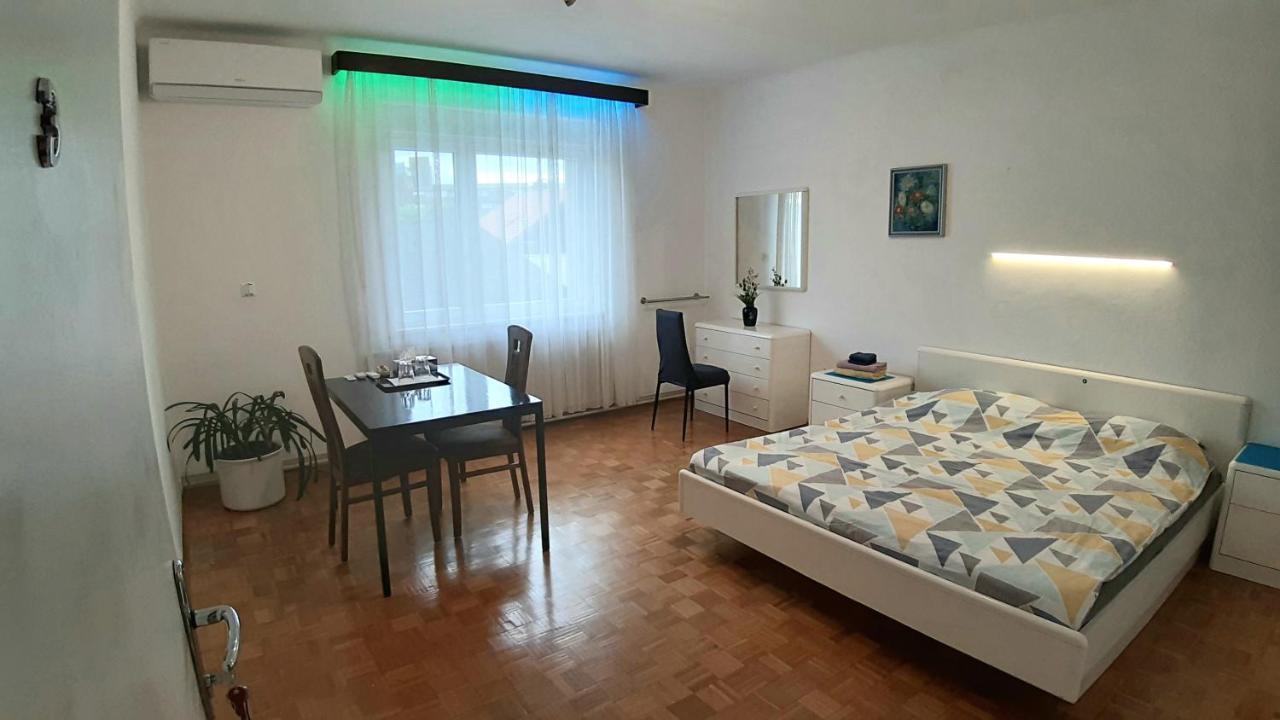 Roomserv Ljubljana Ngoại thất bức ảnh